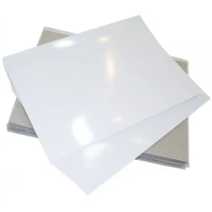 PAPEL FOTOGRÁFICO GLOSSY 115G ADESIVO A4 COM 20 FOLHAS - BC - Unidade